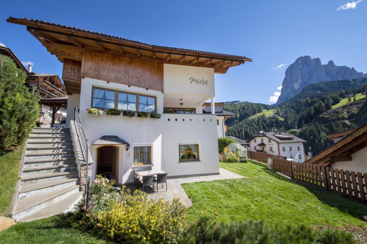 Apartments Miara Santa Cristina Val Gardena ภายนอก รูปภาพ