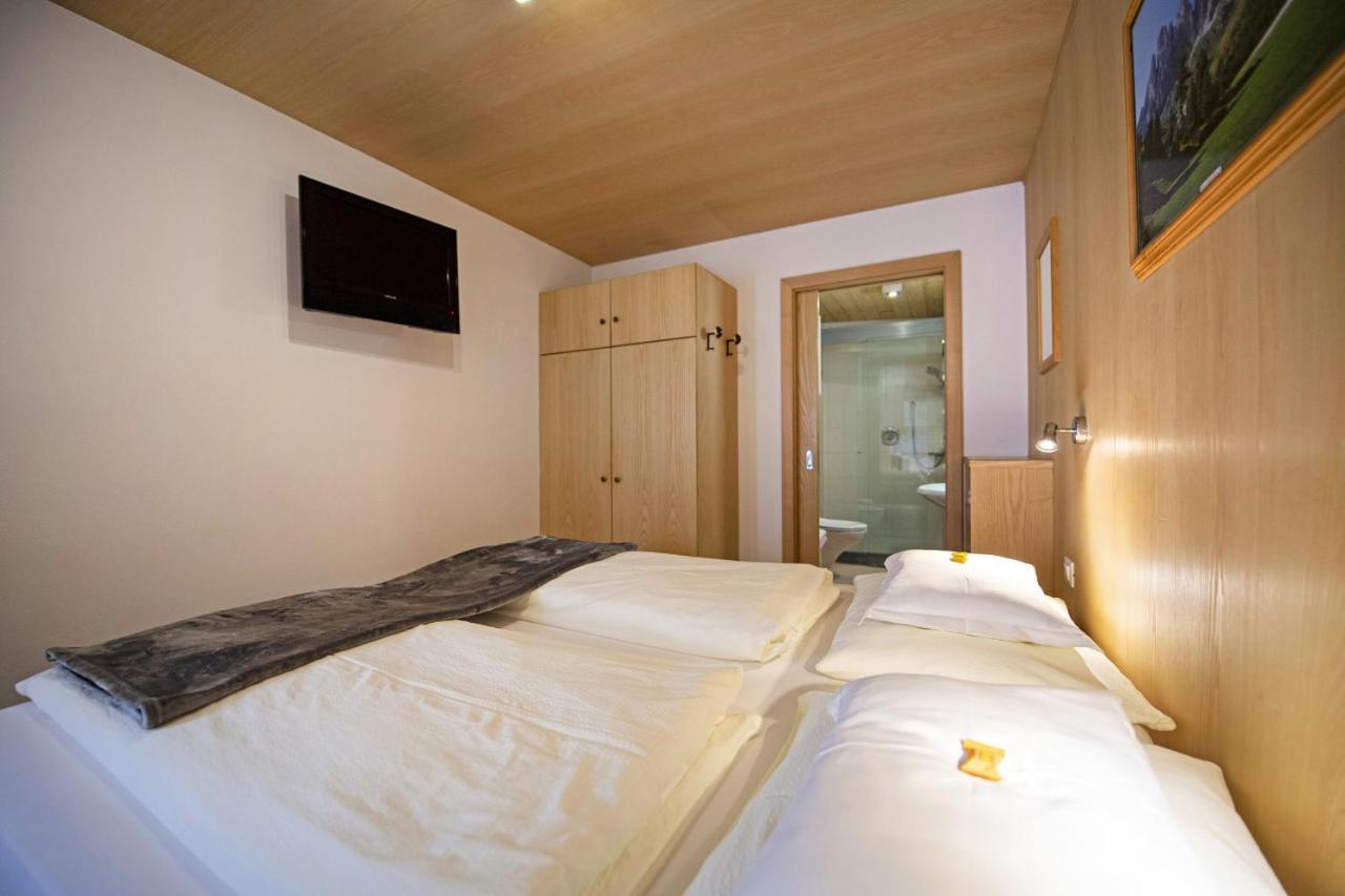 Apartments Miara Santa Cristina Val Gardena ภายนอก รูปภาพ