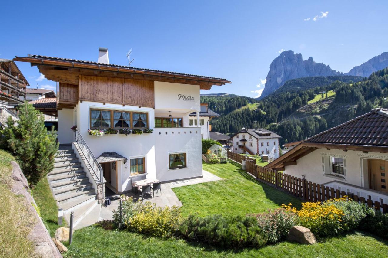Apartments Miara Santa Cristina Val Gardena ภายนอก รูปภาพ