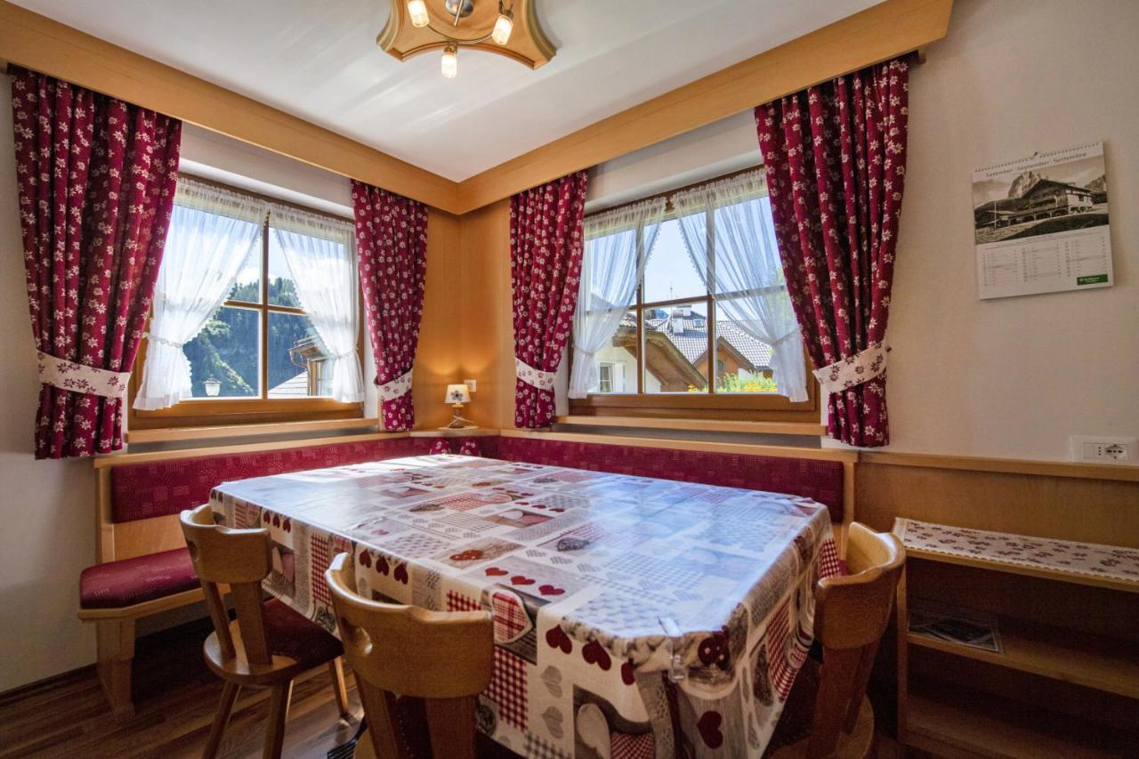 Apartments Miara Santa Cristina Val Gardena ภายนอก รูปภาพ