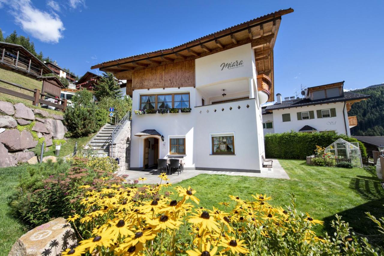 Apartments Miara Santa Cristina Val Gardena ภายนอก รูปภาพ