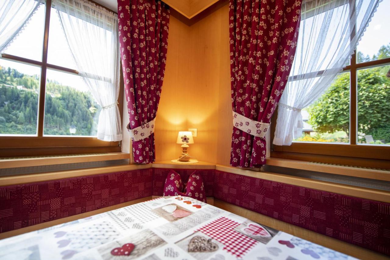 Apartments Miara Santa Cristina Val Gardena ภายนอก รูปภาพ
